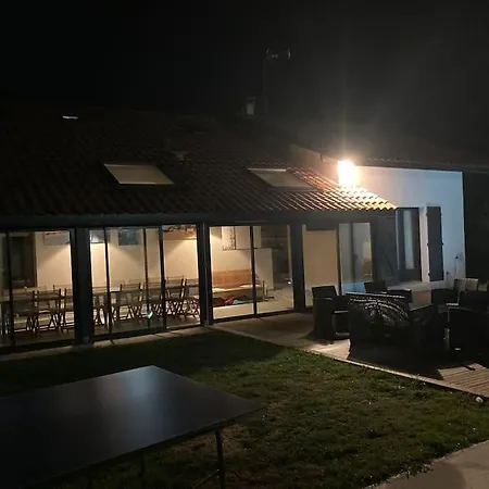 Hébergement de vacances Bassin D'arcachon, Piscine Couverte Chauffee